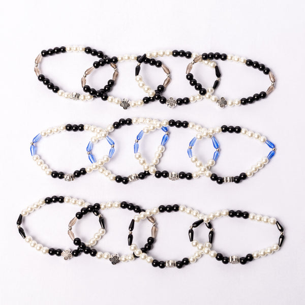 Brǎțarǎ elastic bile perlǎ si cruce metal.  AB100set