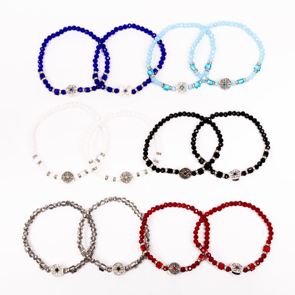 Brǎțarǎ elastic bile fațetate cu medalion NIKA cu ştras. OT08-169