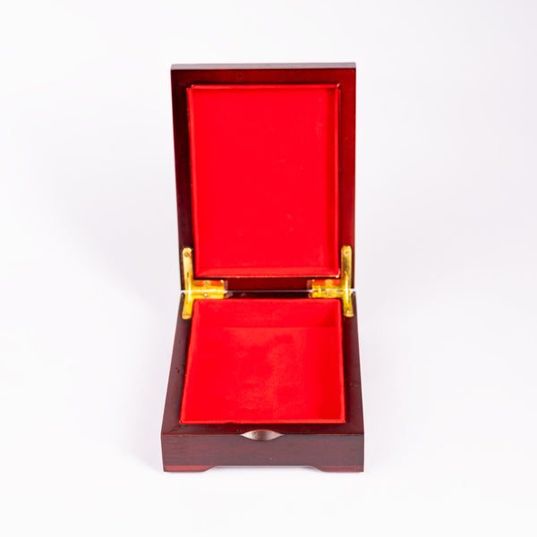 Cutie de bijuterii cu icoanǎ.  AB100-10