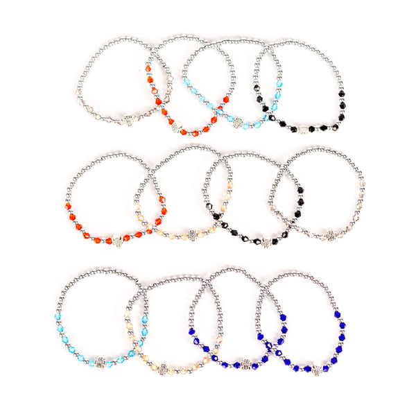 Brǎțarǎ elastic bile fațetate si cruce metal.    T08-171