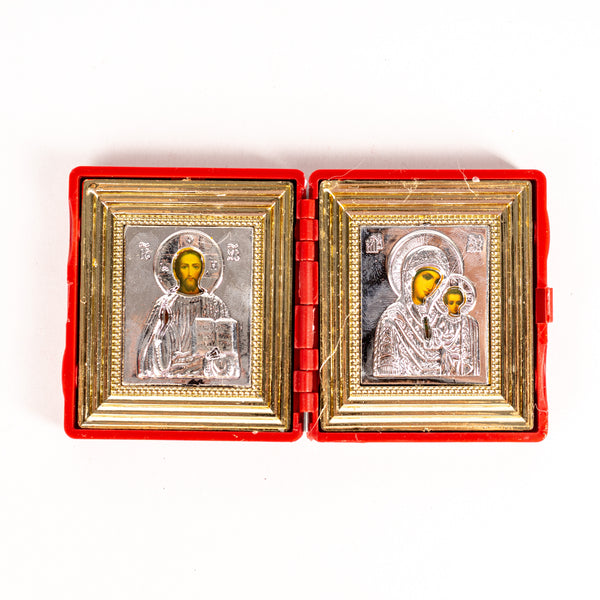 Iconițǎ diptic din plastic 7X13 cm.    AC11-5