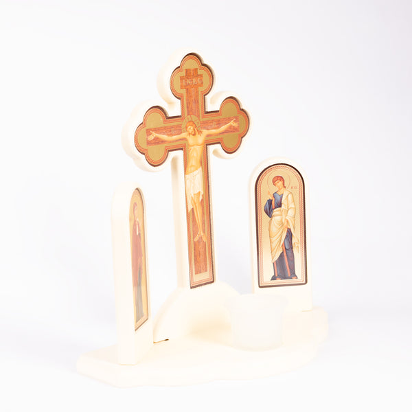 Candelǎ troițǎ din lemn cu pahar.